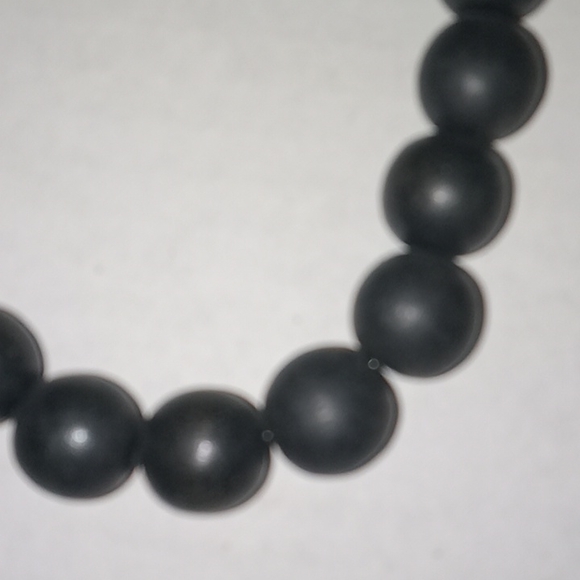 Necklace - Picture 2 of 3